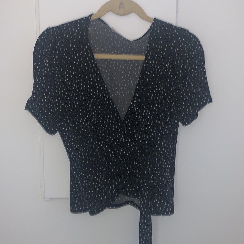 Nordstrom black and white polka dot puff sleeve tie waist blouse